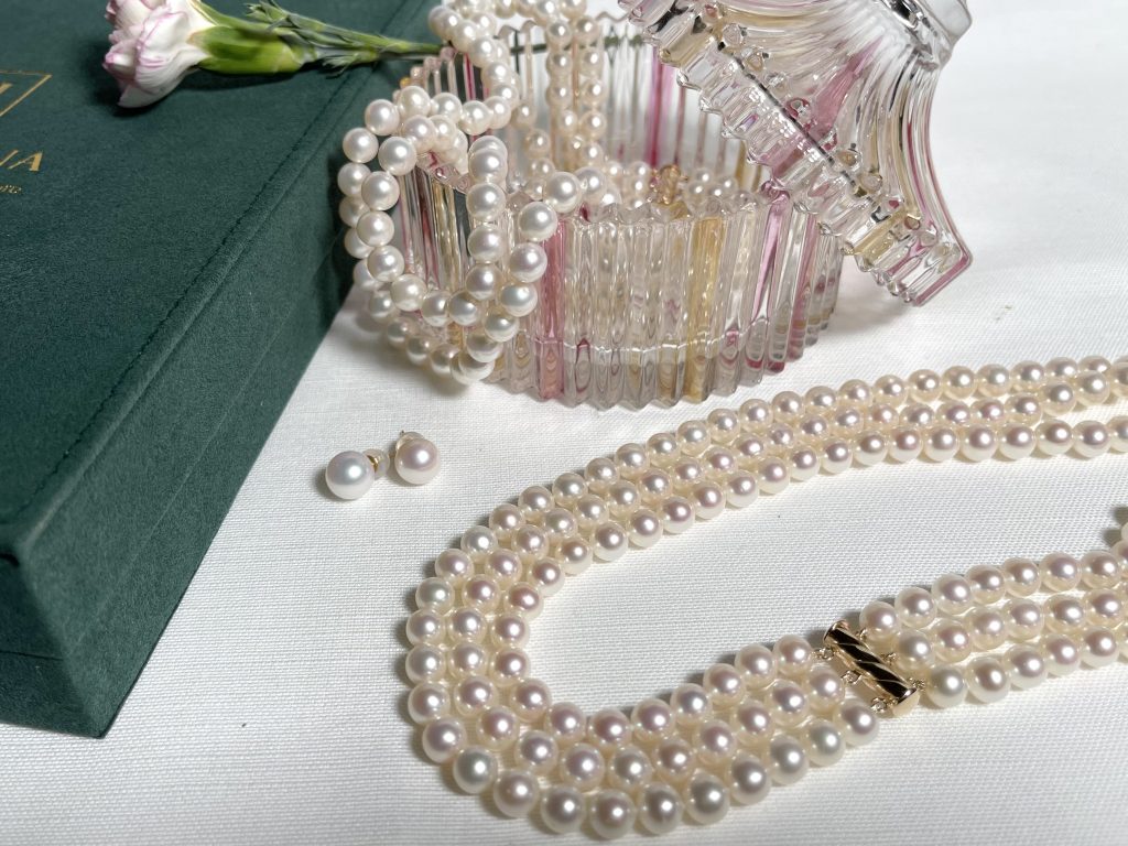 Freshwater Pearl Stud Earrings