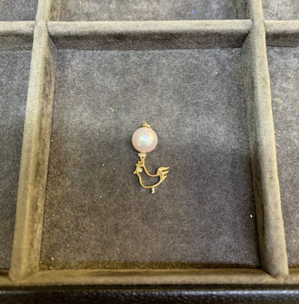 Lunar  Zodiac Pearl Pendant - Rooster