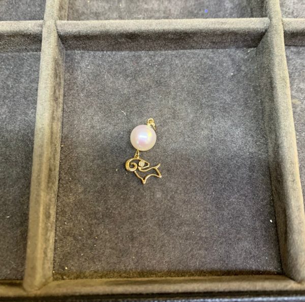 Lunar Zodiac Pearl Pendant - Goat