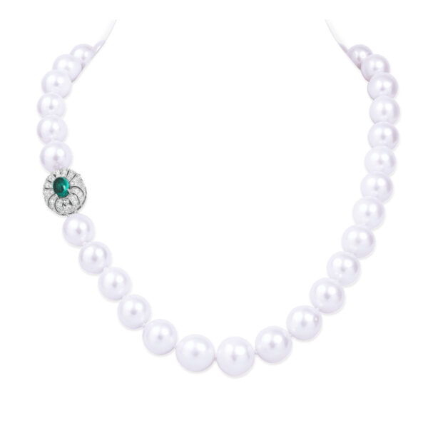 Anna Round Pearl Necklace / Emerald/ 11-14mm