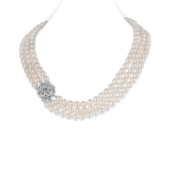 Cher 3 Strands Round Pearl Necklace