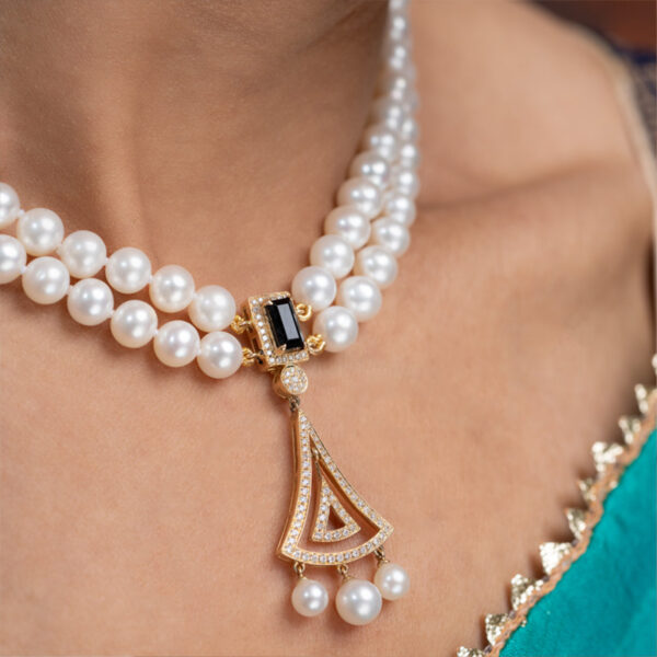 Noir Diamond and Pearl Necklace