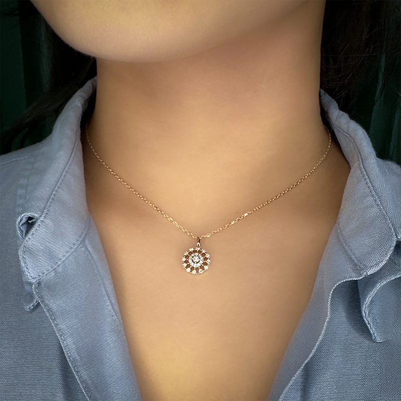 Daisy Diamond Pendant