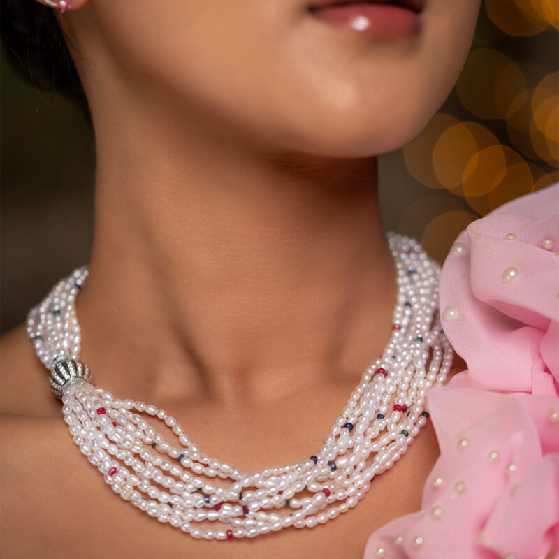 Donna Torsade Pearl Necklace